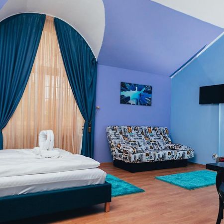 Guitar - Camere De Inchiriat Sibiu Exteriér fotografie